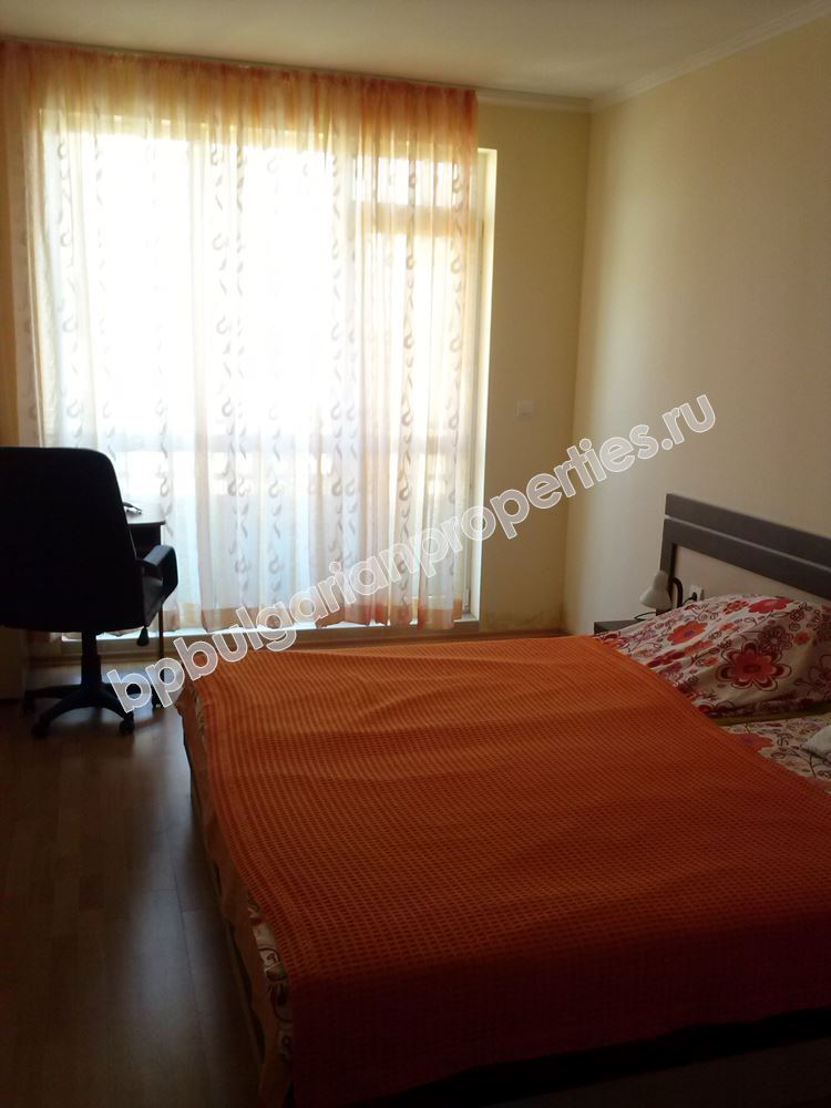 Мелированные вторичные апартаменты-люкс в центре Солнечного Берега