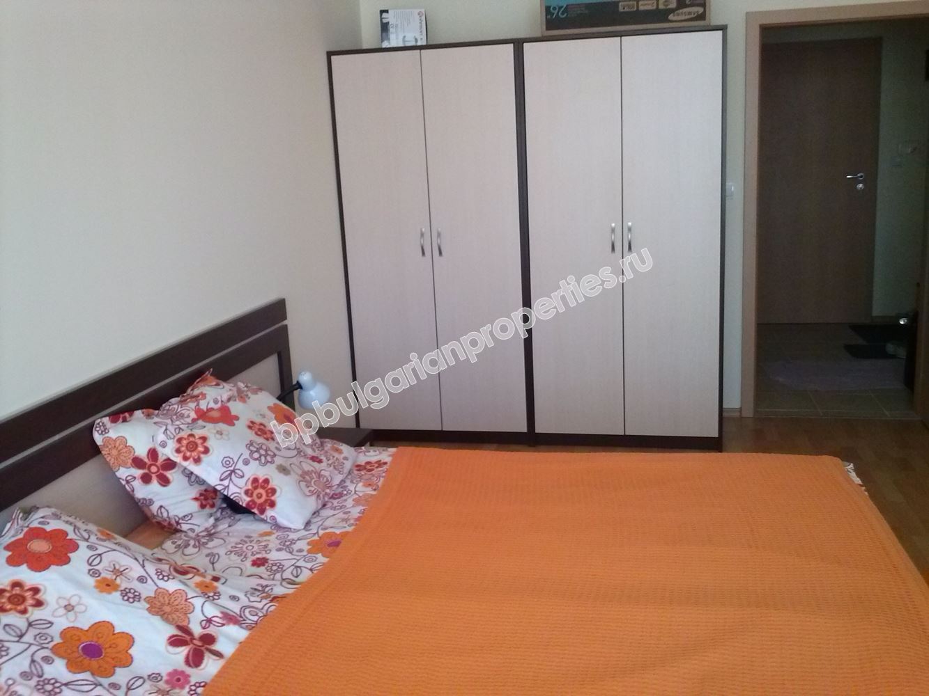 Мелированные вторичные апартаменты-люкс в центре Солнечного Берега