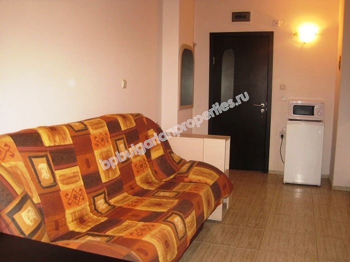 Недорогая квартира с одной спальней на продажу в к.к. Солнечный Берег