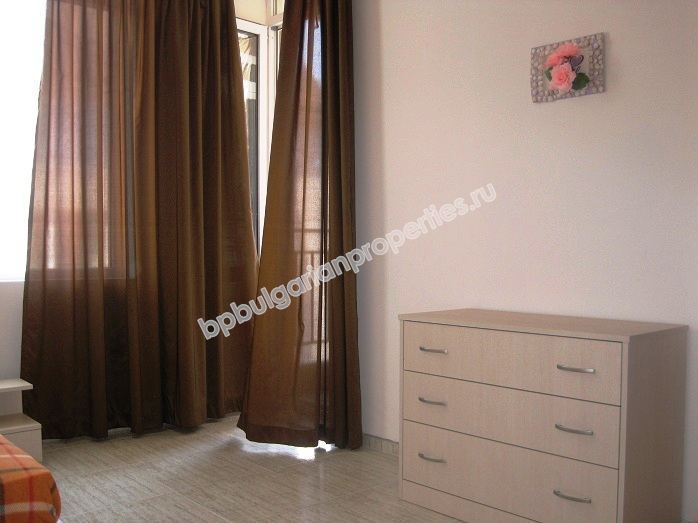 Недорогая квартира с одной спальней на продажу в к.к. Солнечный Берег