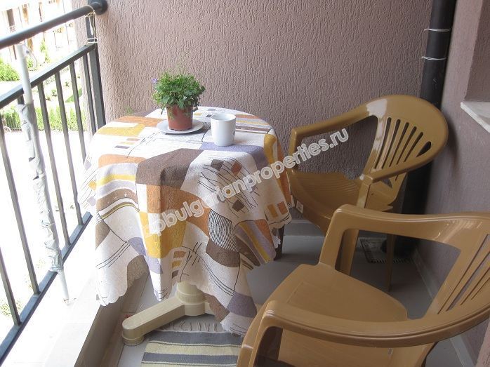 Недорогая квартира с одной спальней на продажу в к.к. Солнечный Берег