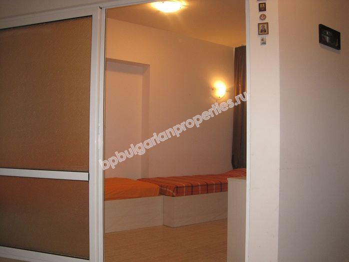 Недорогая квартира с одной спальней на продажу в к.к. Солнечный Берег