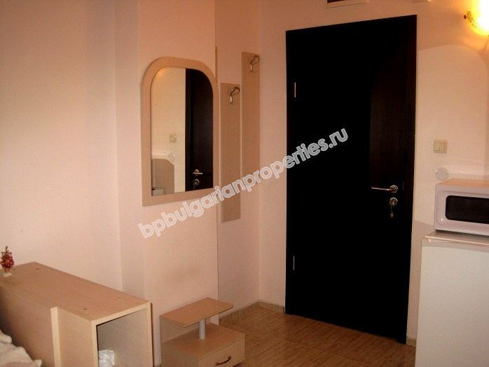 Недорогая квартира с одной спальней на продажу в к.к. Солнечный Берег