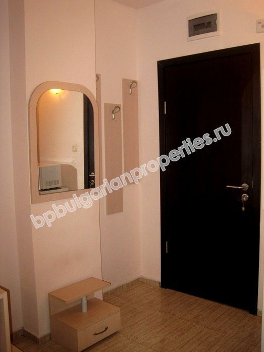 Недорогая квартира с одной спальней на продажу в к.к. Солнечный Берег