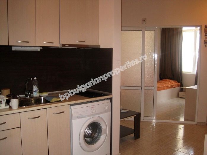 Недорогая квартира с одной спальней на продажу в к.к. Солнечный Берег