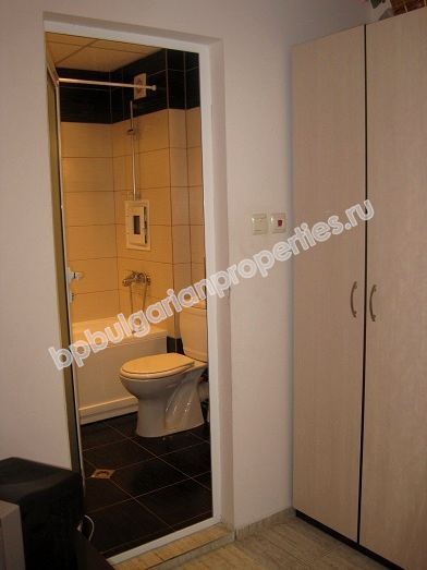 Недорогая квартира с одной спальней на продажу в к.к. Солнечный Берег