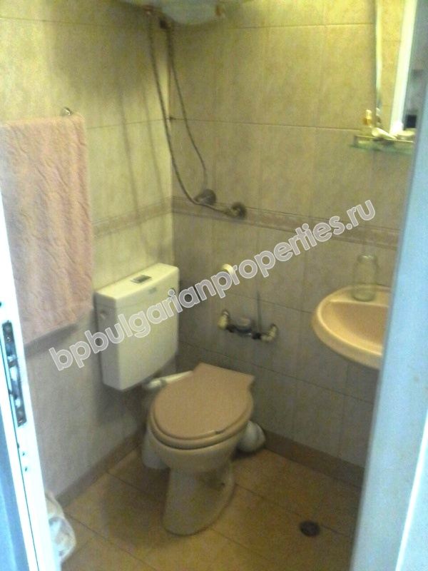 Дешевая меблированная студия на продажу в курорте Солнечный Берег