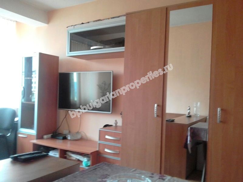 Дешевая меблированная студия на продажу в курорте Солнечный Берег