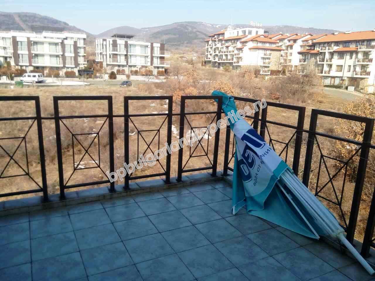 Меблированная двухкомнатная квартира с видом на море на продажу в курорте Солнечный Берег