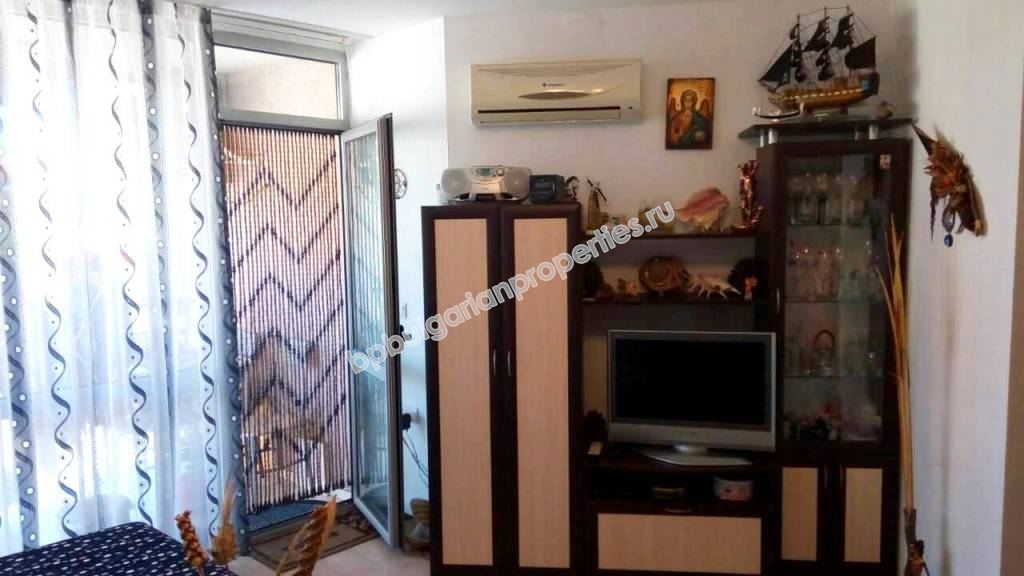 Меблированная студия без таксы обслуживания в курорте Солнечный берег