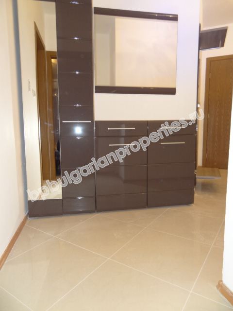 Двухкомнатная меблированная квартира на продажу в курорте Солнечный Берег