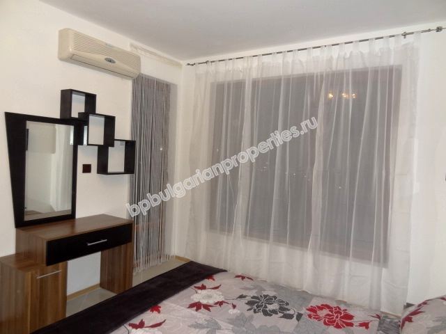 Двухкомнатная меблированная квартира на продажу в курорте Солнечный Берег