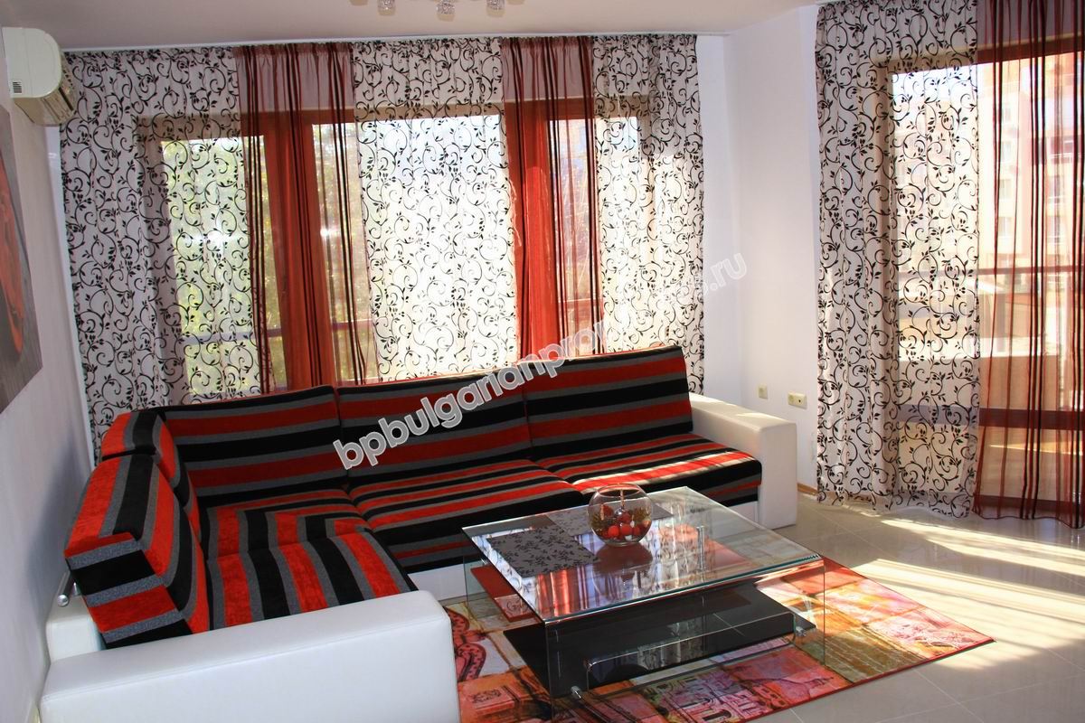 Двухкомнатная меблированная квартира на продажу в курорте Солнечный Берег