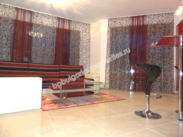 Двухкомнатная меблированная квартира на продажу в курорте Солнечный Берег