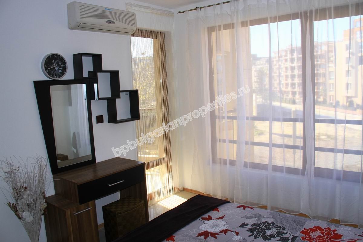 Двухкомнатная меблированная квартира на продажу в курорте Солнечный Берег