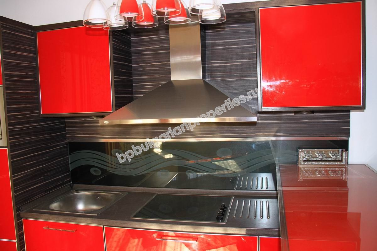 Двухкомнатная меблированная квартира на продажу в курорте Солнечный Берег