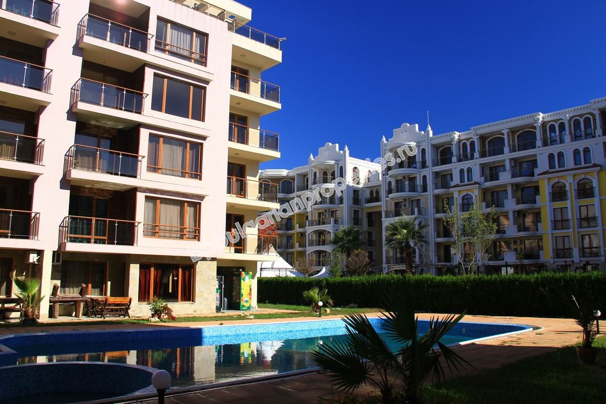 Двухкомнатная меблированная квартира на продажу в курорте Солнечный Берег