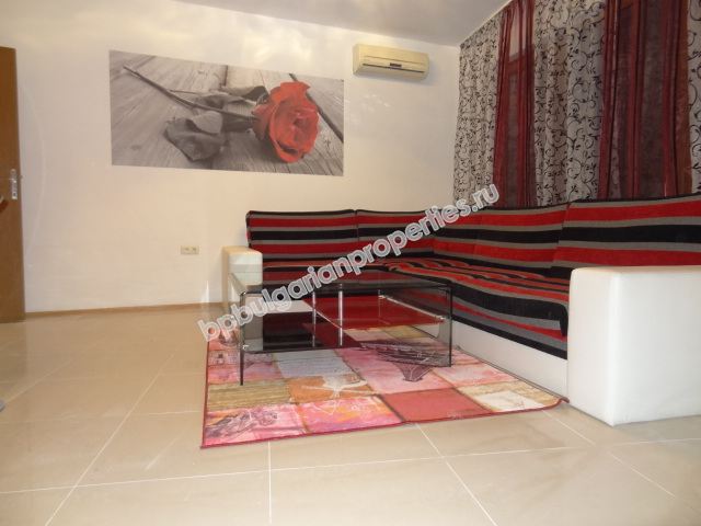 Двухкомнатная меблированная квартира на продажу в курорте Солнечный Берег