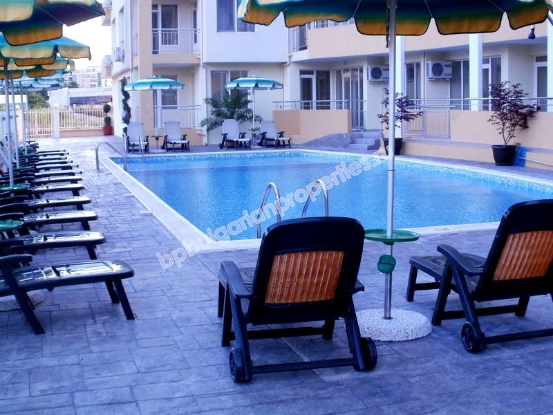 Двухкомнатная квартира на продажу близко к морю в городе Поморие