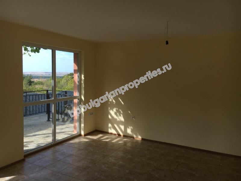 Отдельный новый дом с участком в 4 км от моря