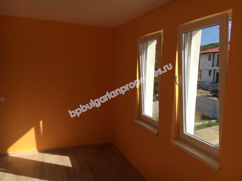 Отдельный новый дом с участком в 4 км от моря