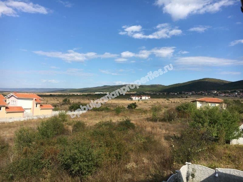 Отдельный новый дом с участком в 4 км от моря