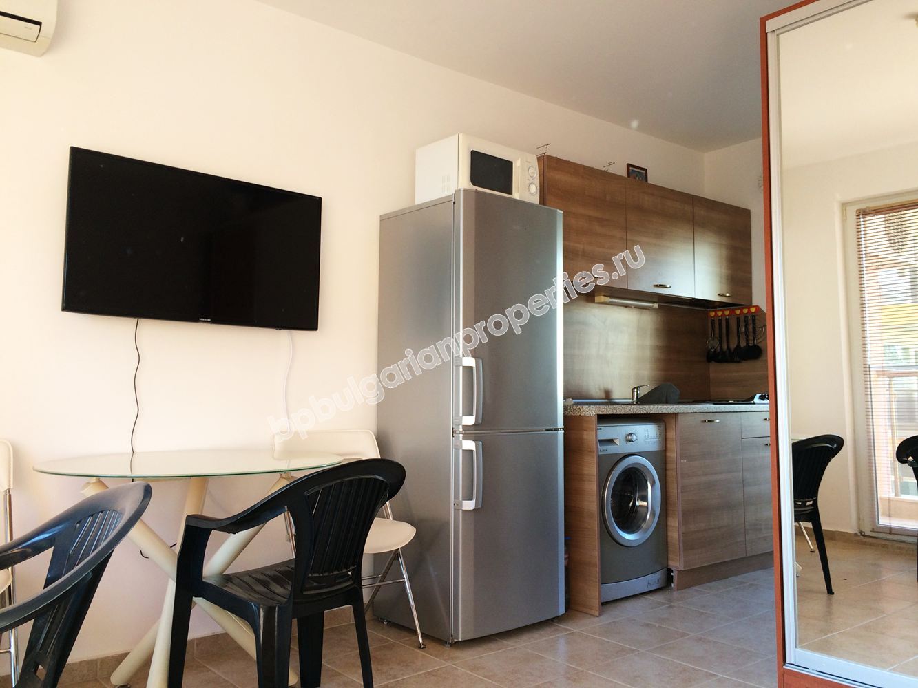 Меблированная студия близко к пляжу на продажу в курорте Святой Влас