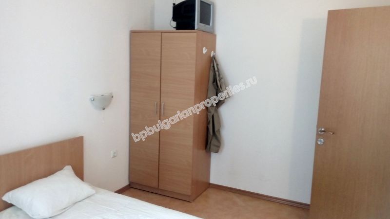 Меблированная двухкомнатная квартира близко к пляжу на продажу в курорте Солнечный Берег