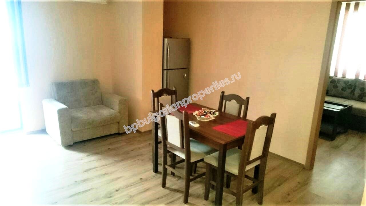 Двухкомнатная квартира на первой линии моря без таксы обслуживания для продажи в Солнечном Берегу