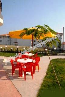 Двухкомнатная меблированная квартира для продажи вблизи моря в курорте Святой Влас