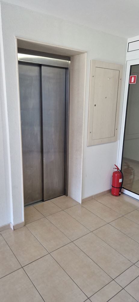 Меблированная двухкомнатная квартира в 100 метрах от моря в Равда