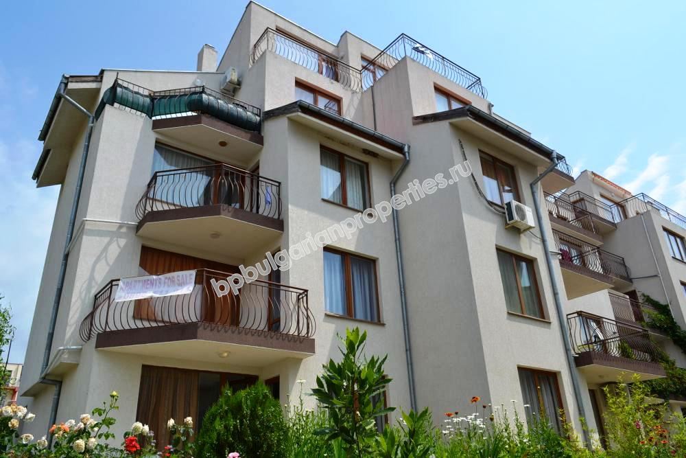 Двухкомнатная меблированная квартира близко к пляжу на продажу в курорте Солнечный Берег