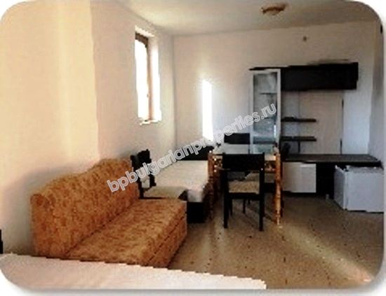 Двухкомнатная меблированная квартира близко к пляжу на продажу в курорте Солнечный Берег