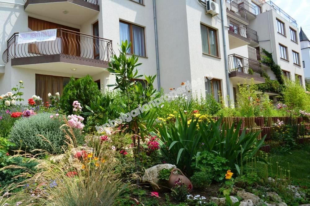 Двухкомнатная меблированная квартира близко к пляжу на продажу в курорте Солнечный Берег