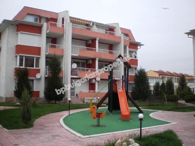 Меблированная просторная студия на продажу в курорте Солнечный Берег