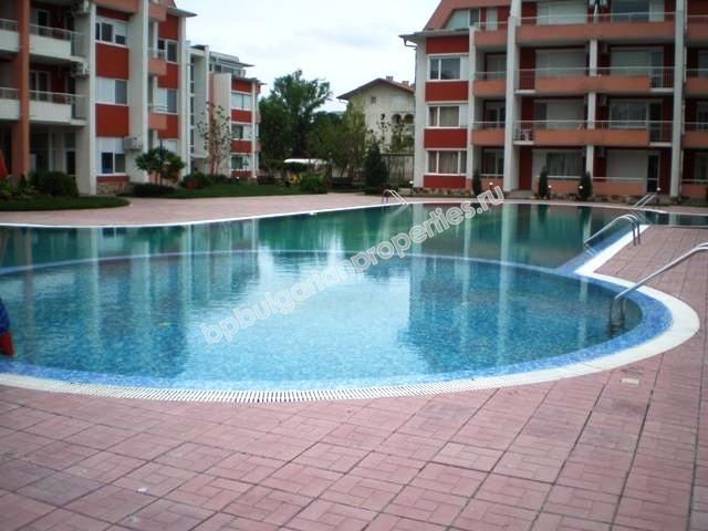 Меблированная просторная студия на продажу в курорте Солнечный Берег