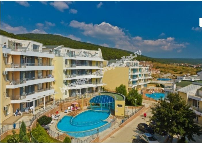 Дешевая меблированная студия на продажу в курорте Кошарица