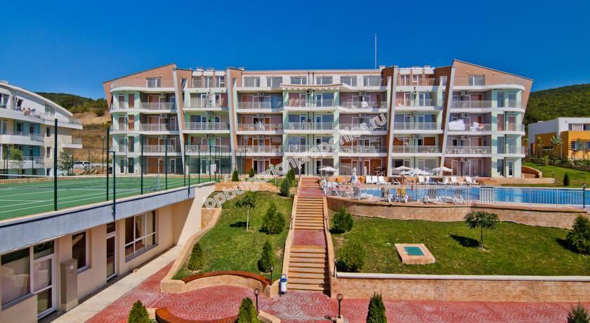 Дешевая меблированная студия на продажу в курорте Кошарица