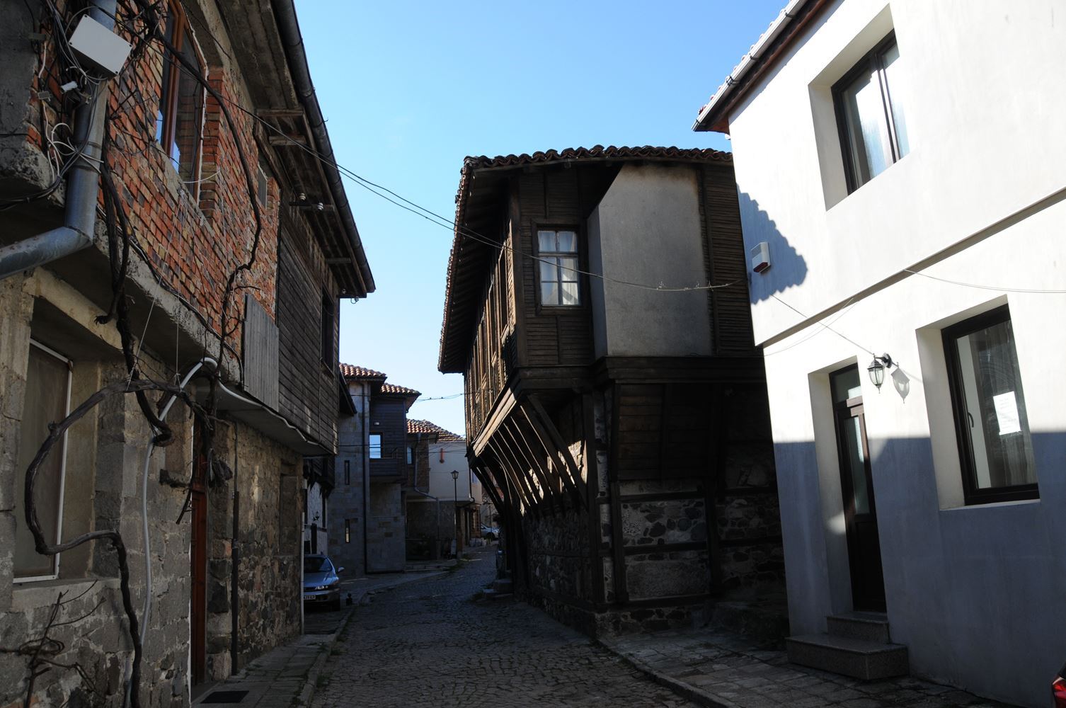 СНИЖЕНА ЦЕНА! Двухэтажный реставрированный дом в старой части Созополя