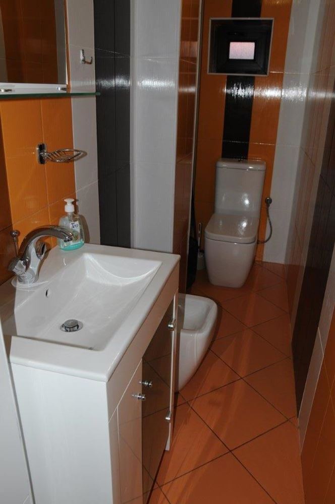 СНИЖЕНА ЦЕНА! Двухэтажный реставрированный дом в старой части Созополя