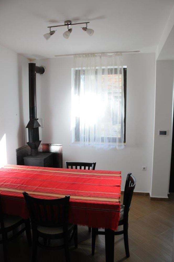 СНИЖЕНА ЦЕНА! Двухэтажный реставрированный дом в старой части Созополя