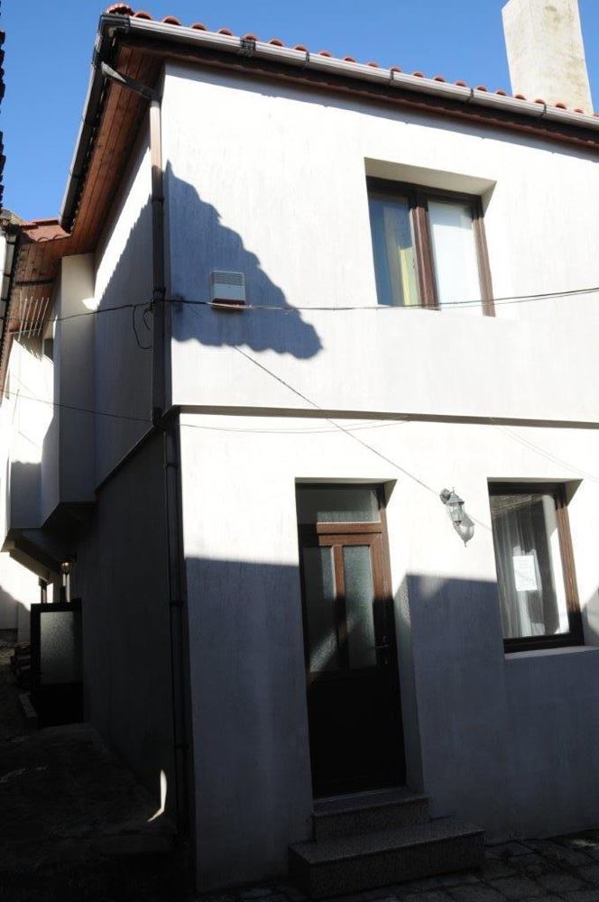 СНИЖЕНА ЦЕНА! Двухэтажный реставрированный дом в старой части Созополя