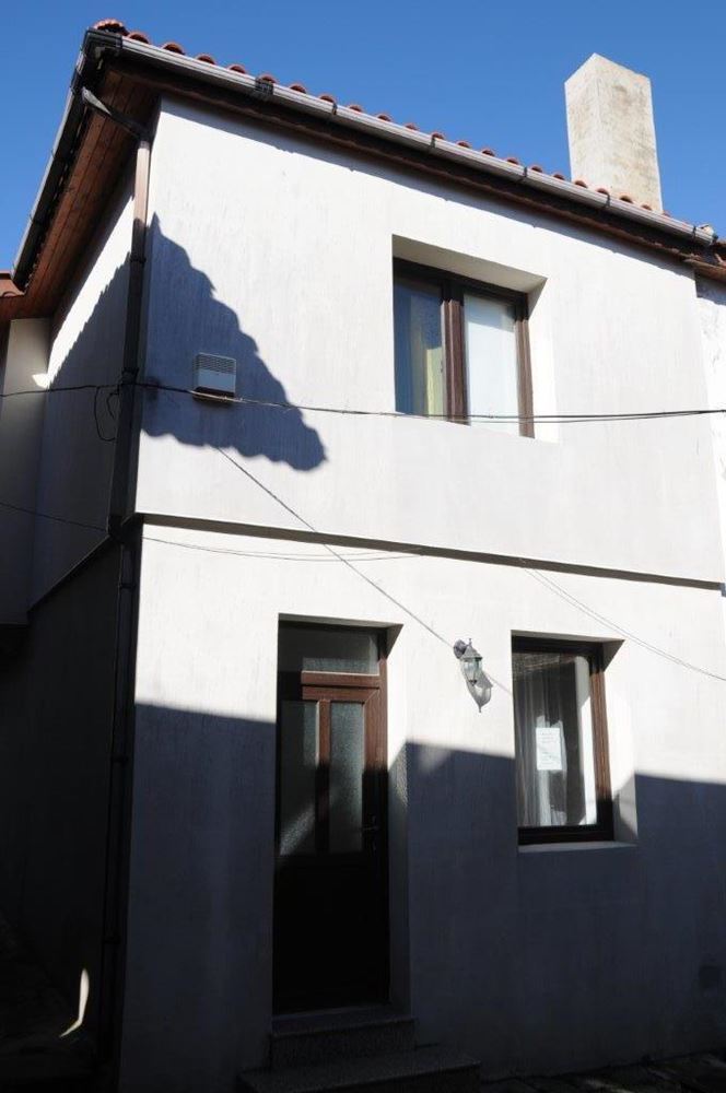 СНИЖЕНА ЦЕНА! Двухэтажный реставрированный дом в старой части Созополя