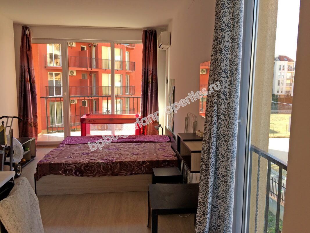 Меблированная студия близко к пляжу на продажу в курорте Солнечный Берег