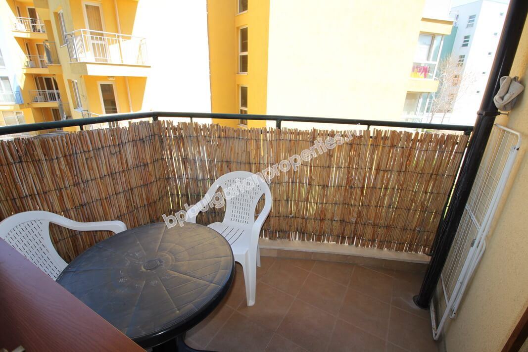 Меблированная студия на продажу в курорте Солнечный Берег