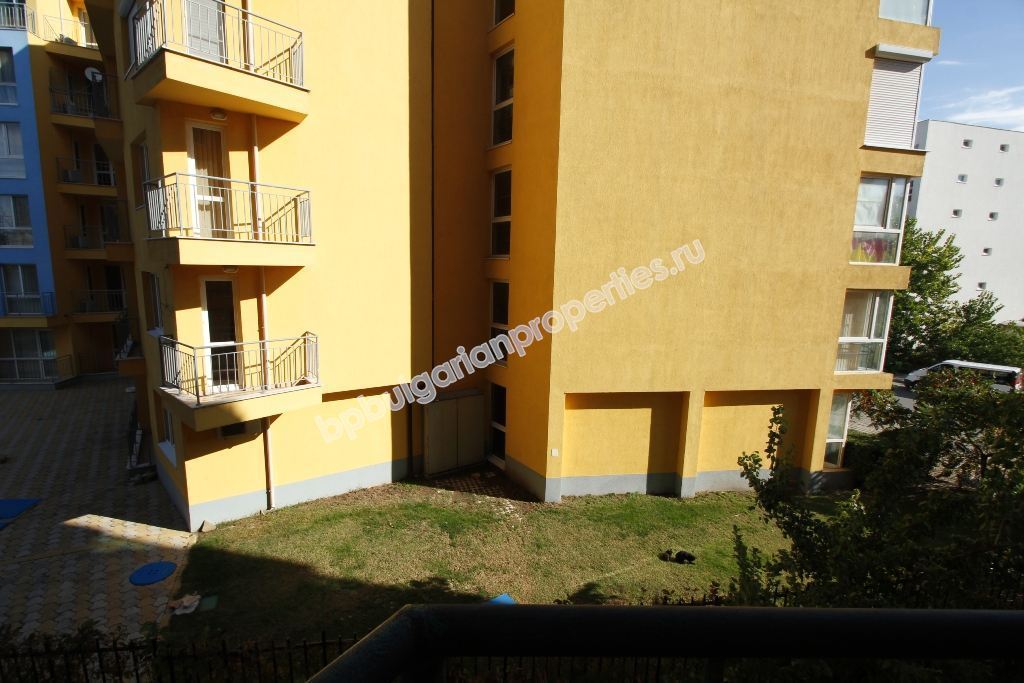 Меблированная студия на продажу в курорте Солнечный Берег