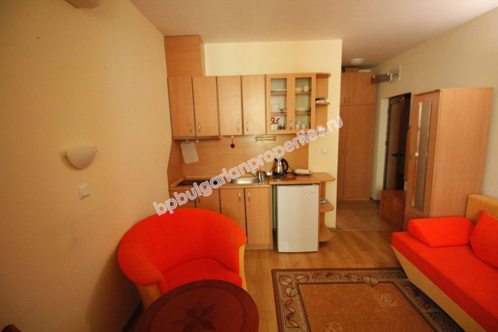 Меблированная студия на продажу в курорте Солнечный Берег