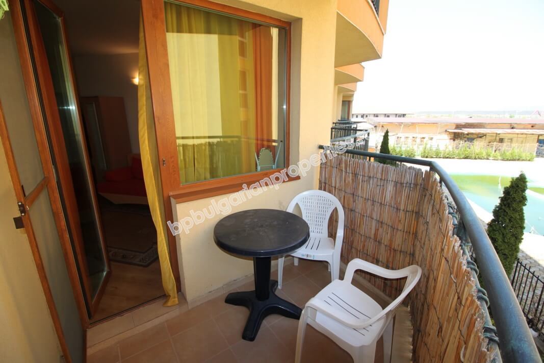 Меблированная студия на продажу в курорте Солнечный Берег