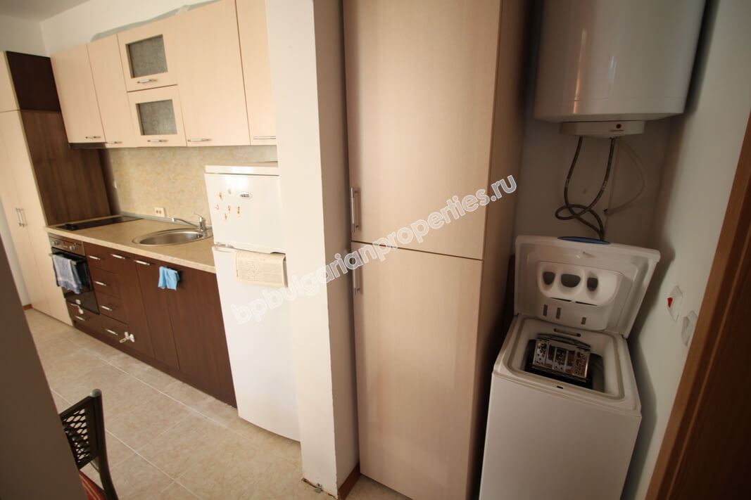 Меблированная двухкомнатная квартира близко к пляжу на продажу в курорте Солнечный Берег