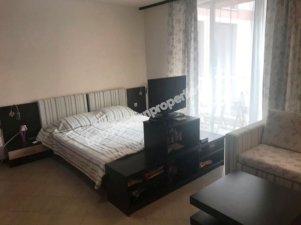 Шикарная меблированая двухкомнатная квартиры на продажу в элитном комплексе в курорте Солнечный Берег